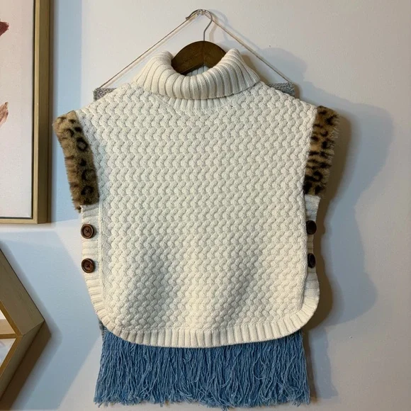 Aspen Kids Poncho Top size M 7-8 - Picture 1 of 5